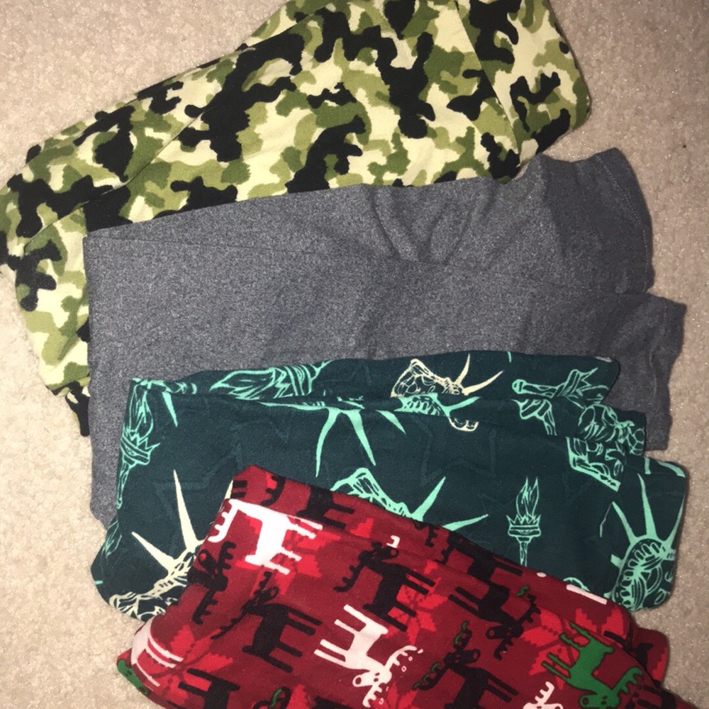 4 pair of Lularoe kids leggings!  Size S!
